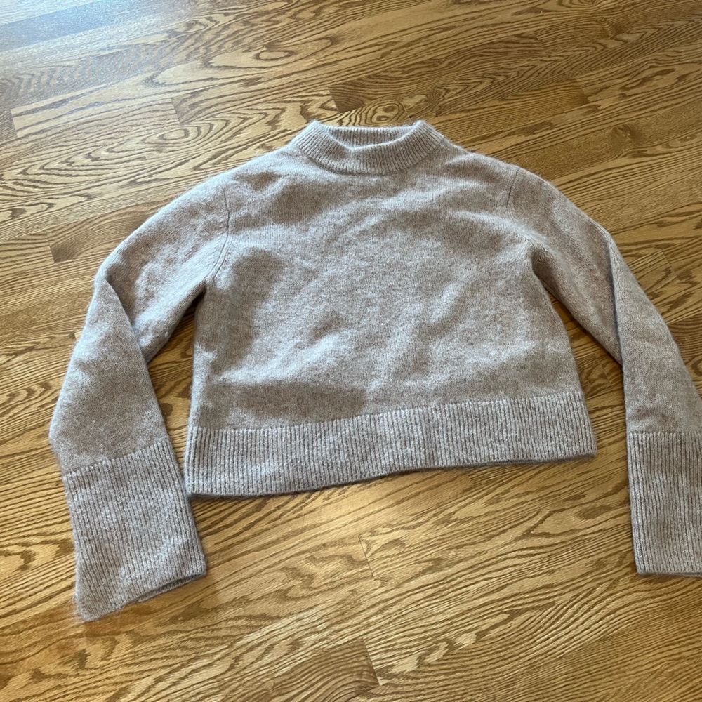 H and M Wool Blend Sweater, Camel Colour Size M